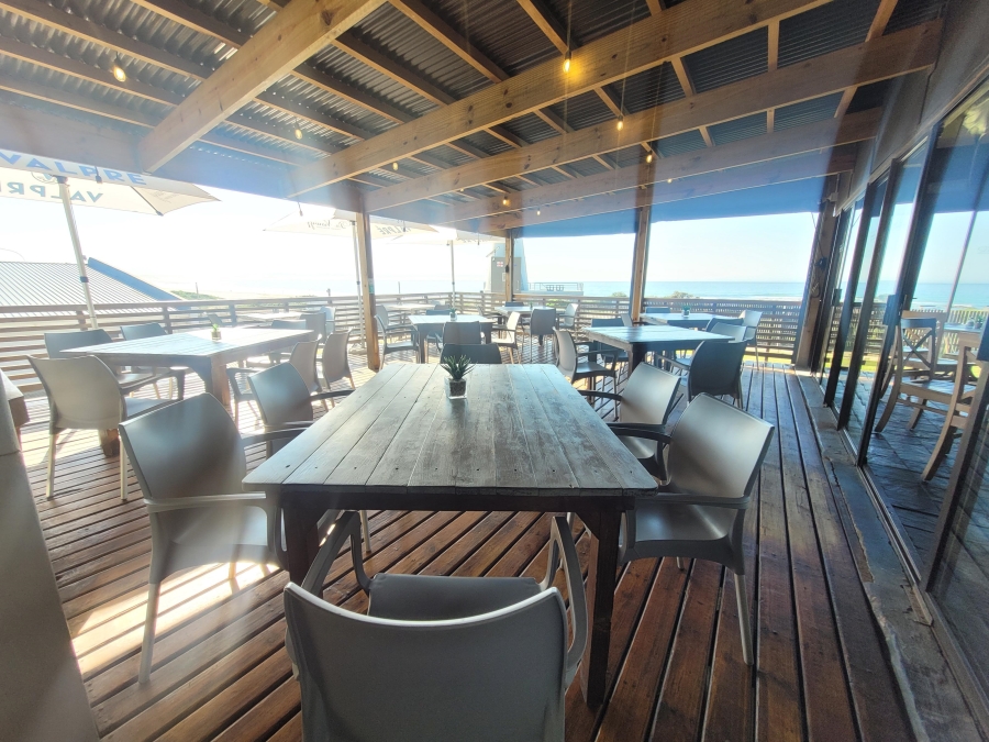 5 Bedroom Property for Sale in Jeffreys Bay Central Eastern Cape